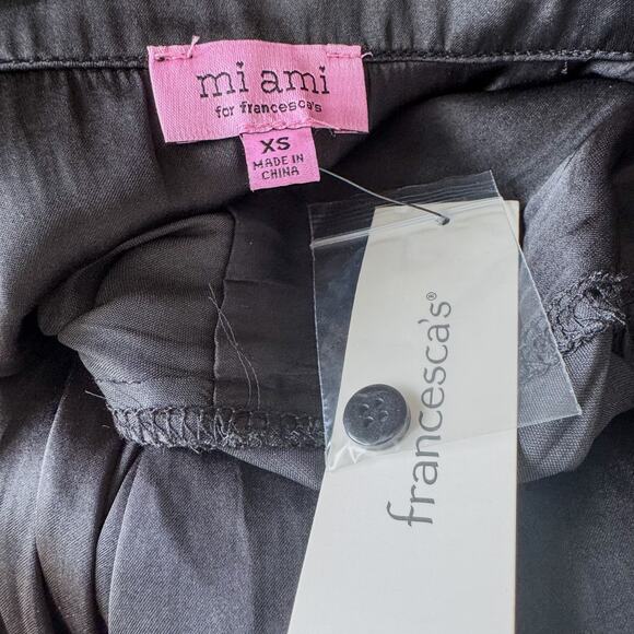 NWT-Miami of Francesca's, Lena’s Black Satin Collared Button Down Shirt, X-Small - Picture 7 of 9